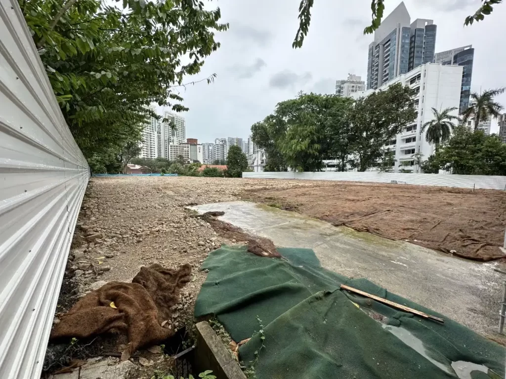 The land at 32 Gilstead has been cleared for construction